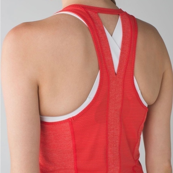 Sz8 Lululemon Pedal to the Medal Singlet in Alarming/heathered alarming VGUC - Picture 4 of 12